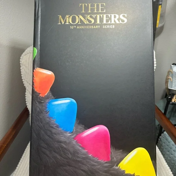 The Monsters 10th Anniversary Series Zimomo Vinyl Plush Doll.New in box. - Picture 10 of 16